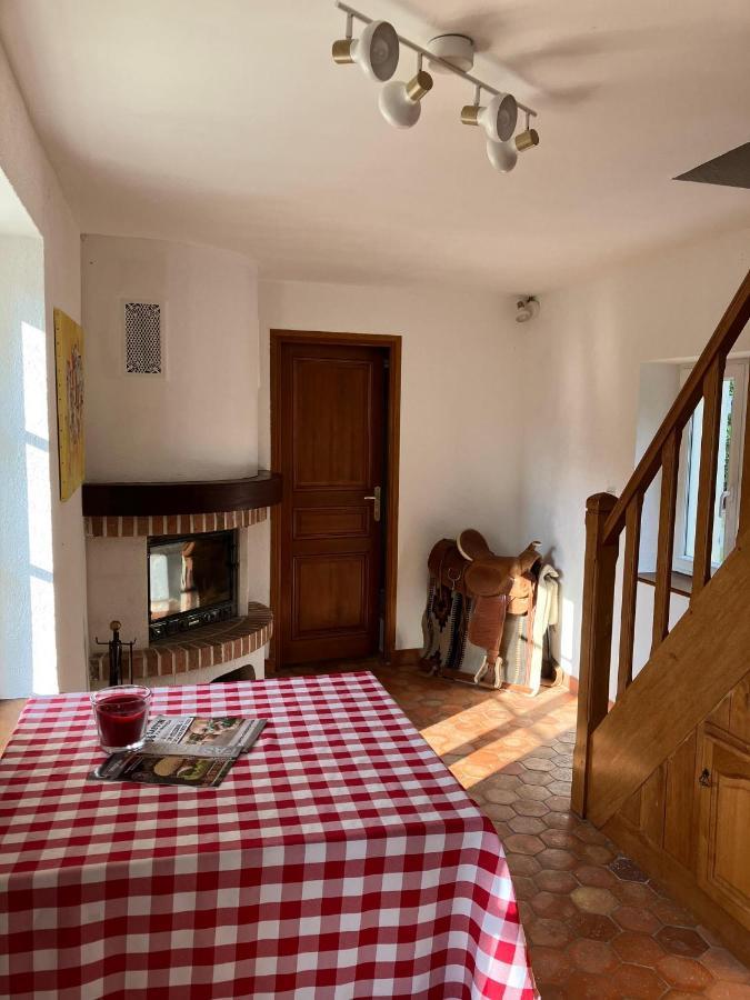 La Petite Maison De La Vallee Bazainville 외부 사진